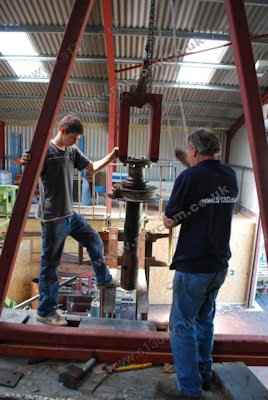 S130 - Removing the main rudder head