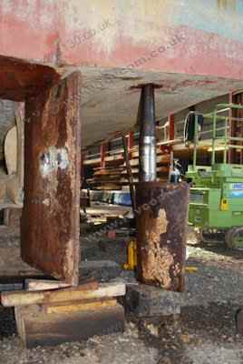 S130 - Starboard trim rudder lowered out of the boat