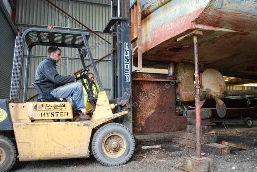 S130 - Removing the main rudder