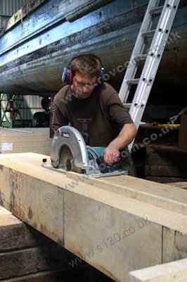 S130 - Cutting the new keel piece