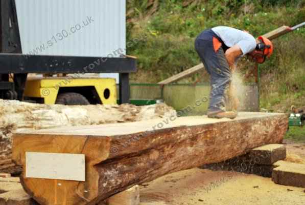 S130 - Converting the oak log for the stem and apron