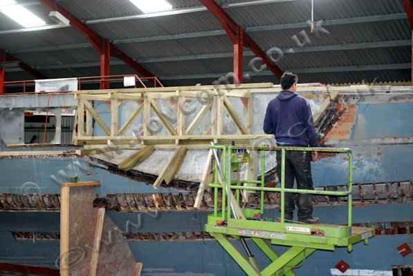 S130 - Constructing the male mould of the starboard torpedo scallop from the existing shape